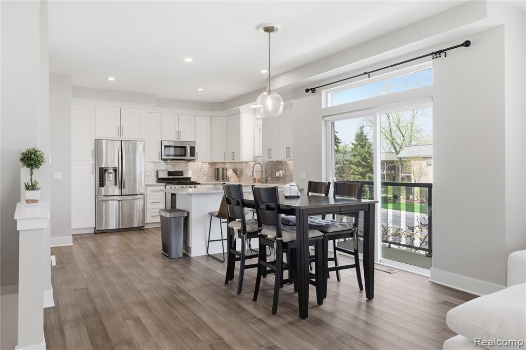 4221 W 14 Mile Road, Royal Oak, MI 48073 — Photo 15