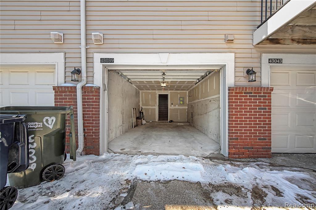 43039 Strand Drive, Sterling Heights, MI 48313 — Photo 19