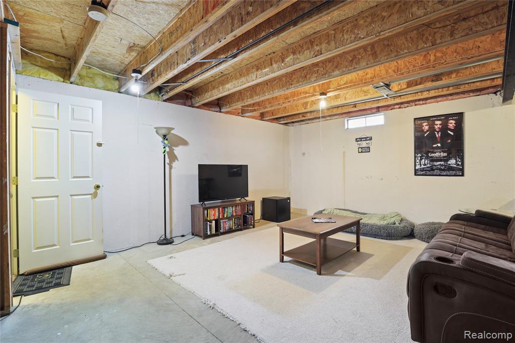 3309 Hilltop Drive, Holly, MI 48442 — Photo 37