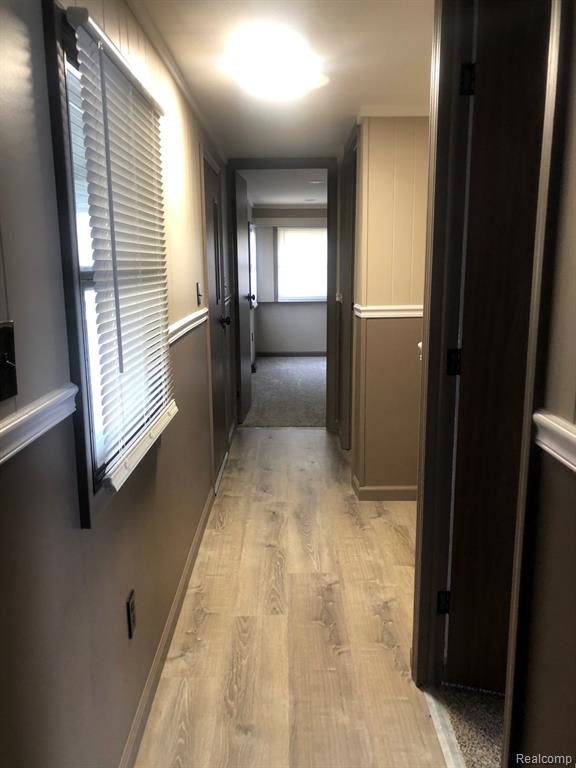 612 Holly Court, Jonesville, MI 49250 — Photo 12