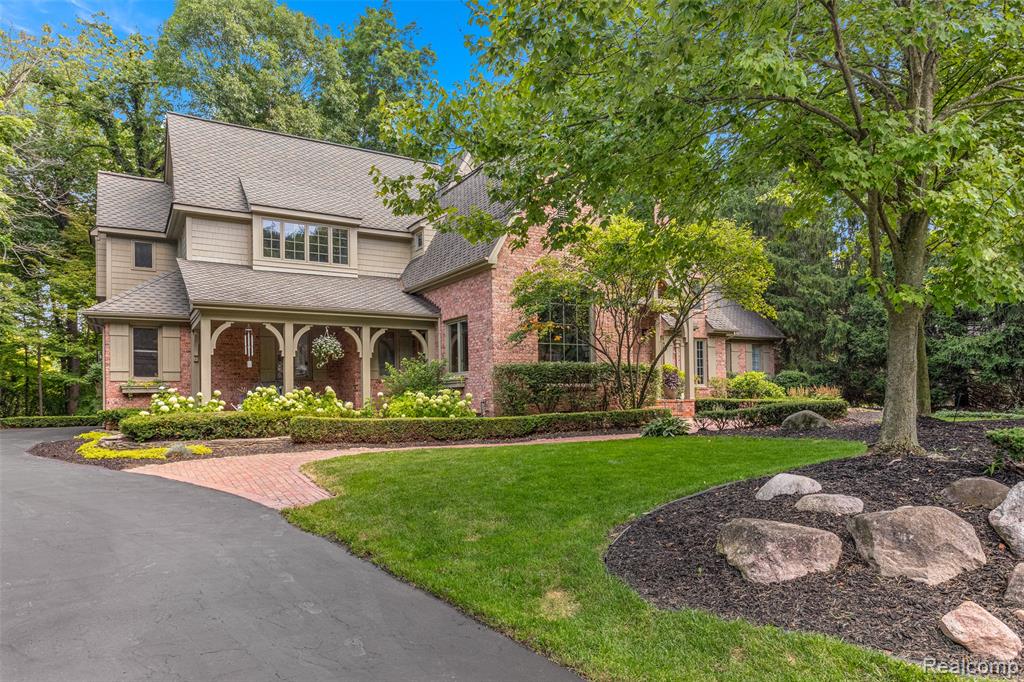 18278 Woodbury Court, Northville, MI 48168 — Photo 4