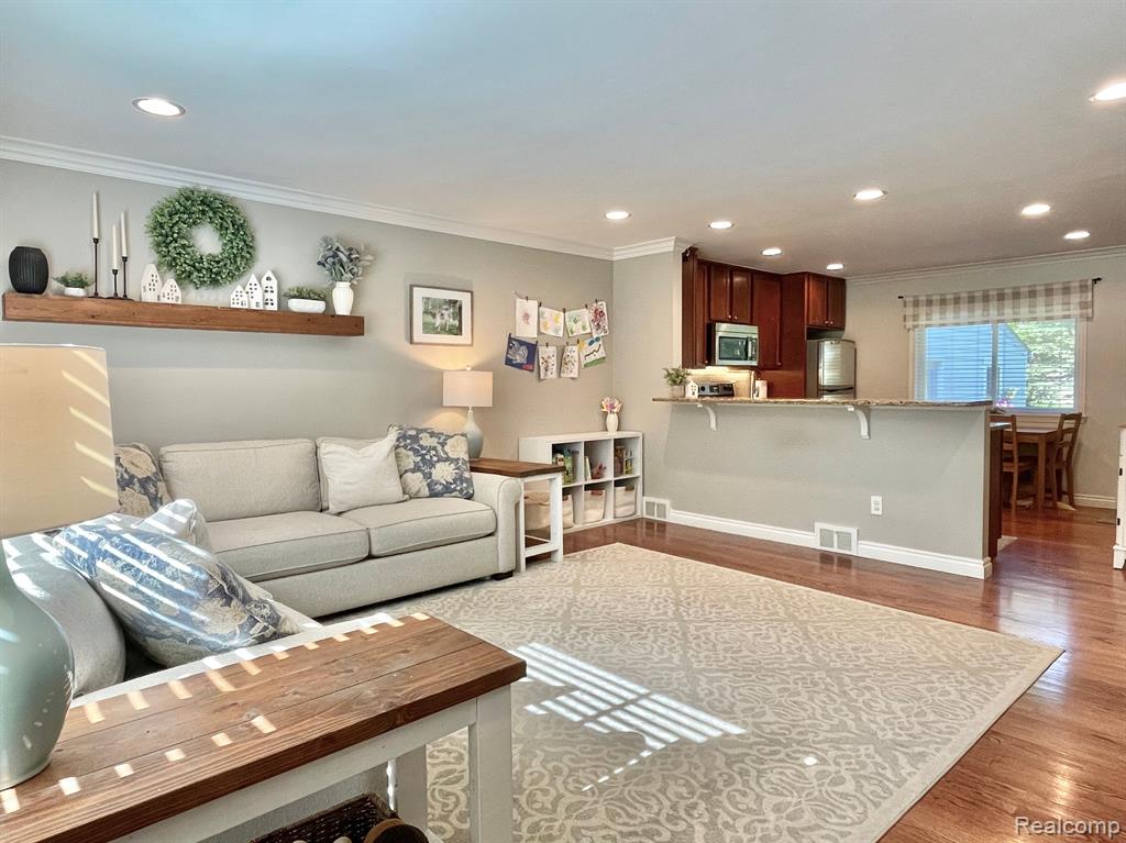 4654 Chapel Drive, Troy, MI 48085 — Photo 3