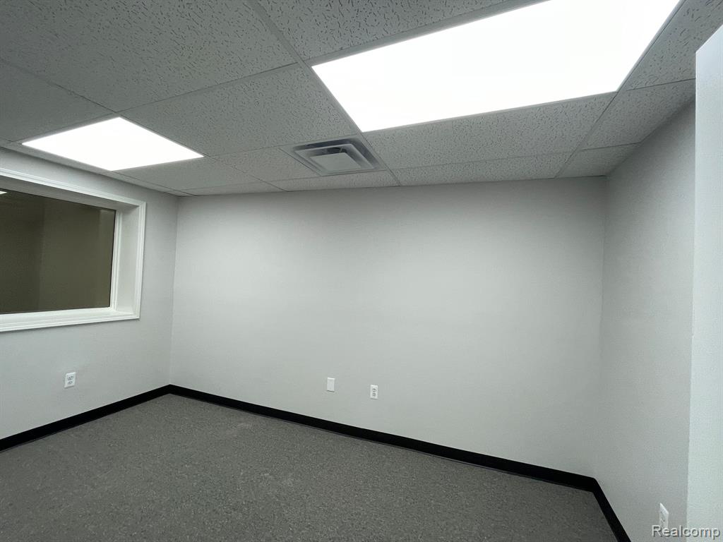 5871 TELEGRAPH Road, Taylor, MI — Photo 10