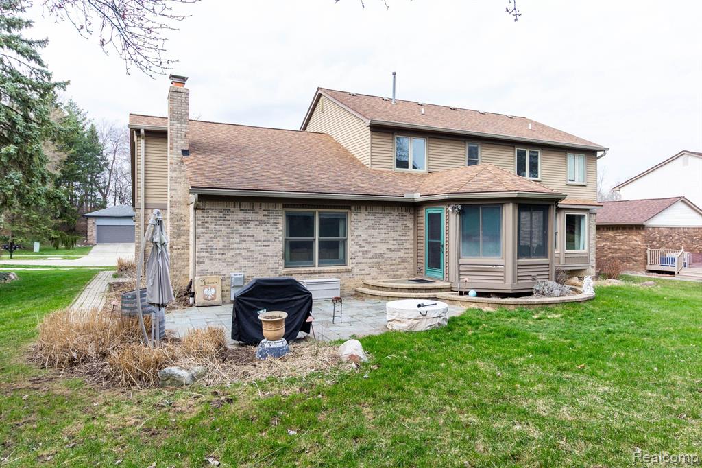 45515 EMERALD FOREST Drive, Novi, MI — Photo 57