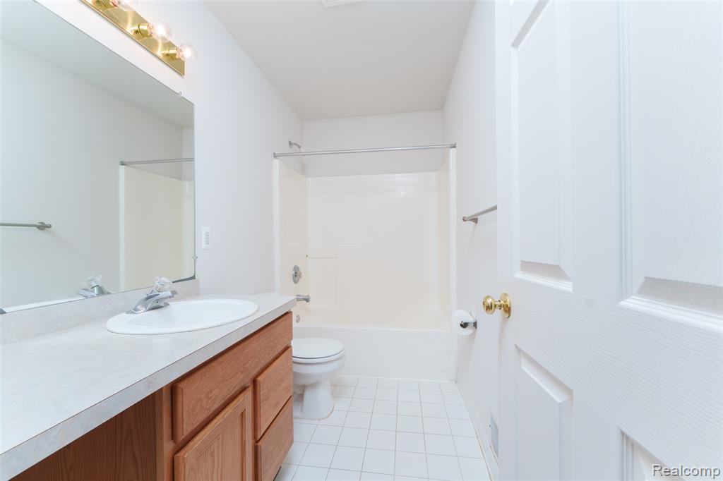 3172 Birchwood Court, Ann Arbor, MI 48105 — Photo 37