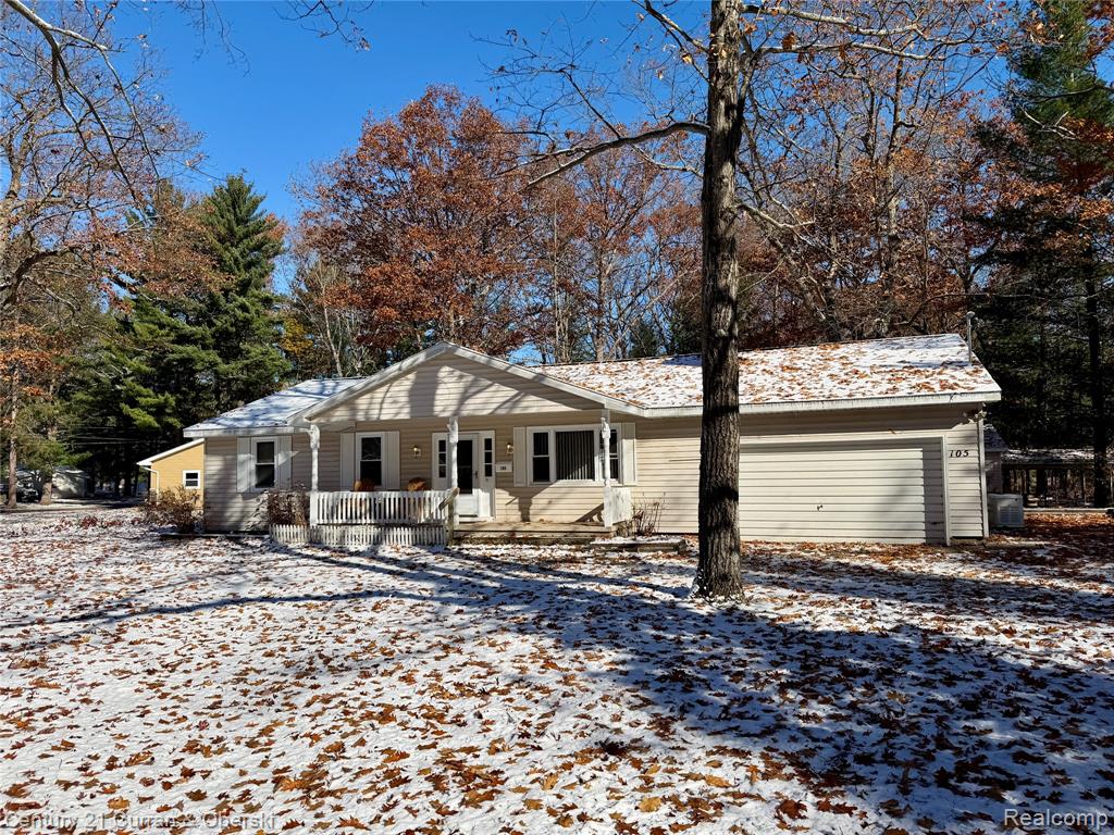 105 Northern Oaks Drive, Houghton Lake, MI 48629 — Photo 3