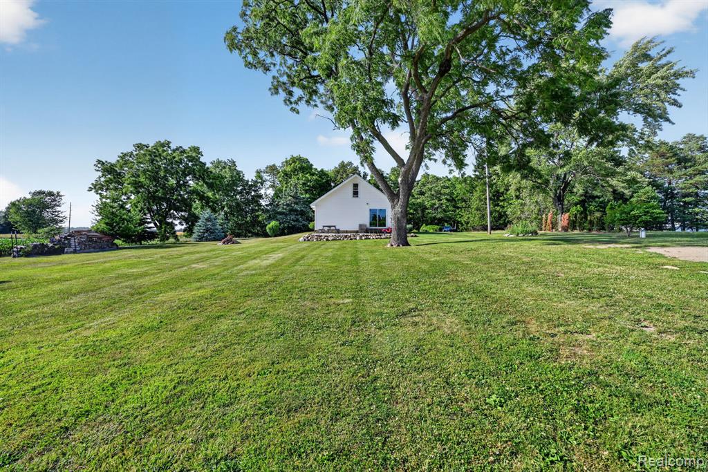 3658 Newburg Road, Bancroft, MI 48414 — Photo 46