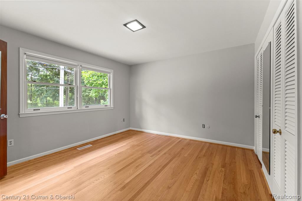 6200 Burger Street, Dearborn Heights, MI 48127 — Photo 23