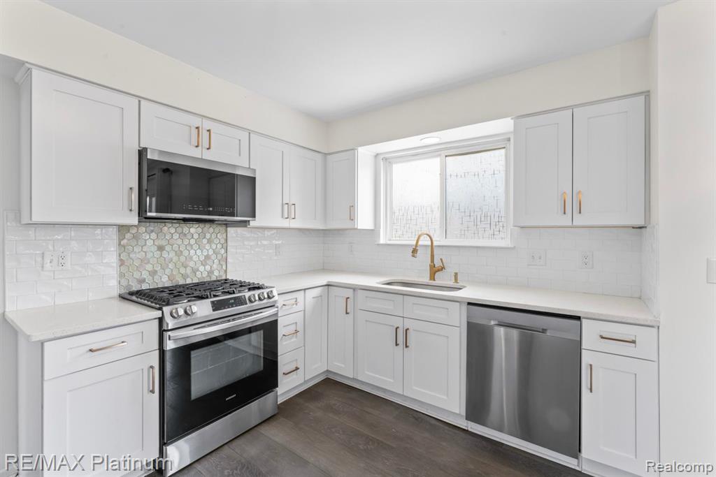 3562 FIELDCREST Lane, Ypsilanti, MI 48197 — Photo 10