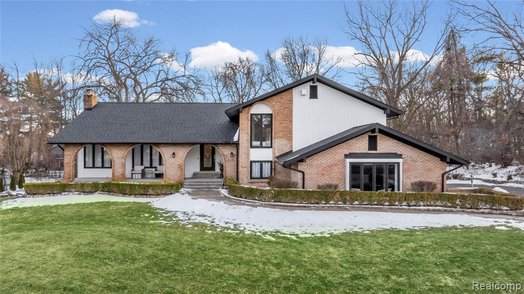 3681 Maxwell Court, Bloomfield Hills, MI 48301 — Photo 2