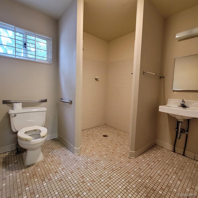 19373 Fenelon Street, Detroit, MI 48234 — Photo 15