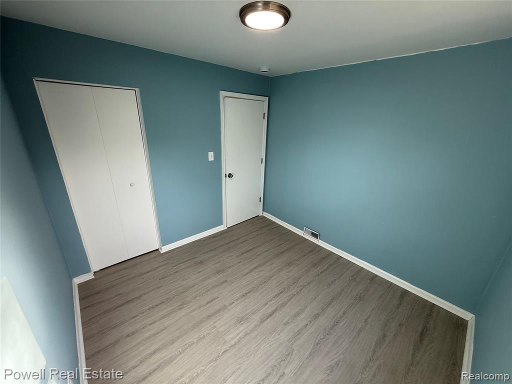 725 Emerson Avenue, Pontiac, MI 48340 — Photo 17