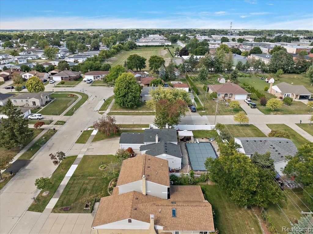40058 Fraser Drive, Sterling Heights, MI 48310 — Photo 51