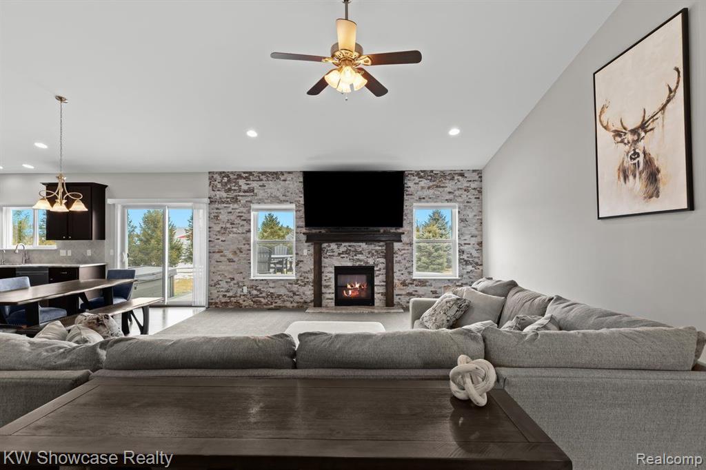 4276 TAGGETT LAKE Drive, Highland, MI — Photo 20