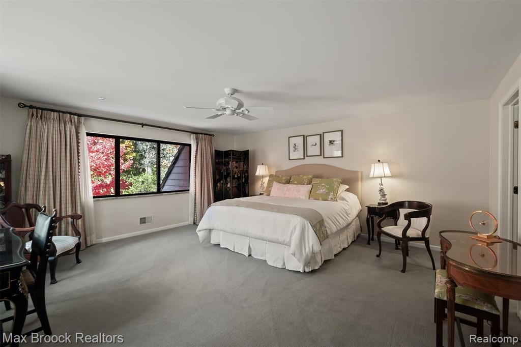 969 Bloomfield Woods, Bloomfield Hills, MI 48304 — Photo 37
