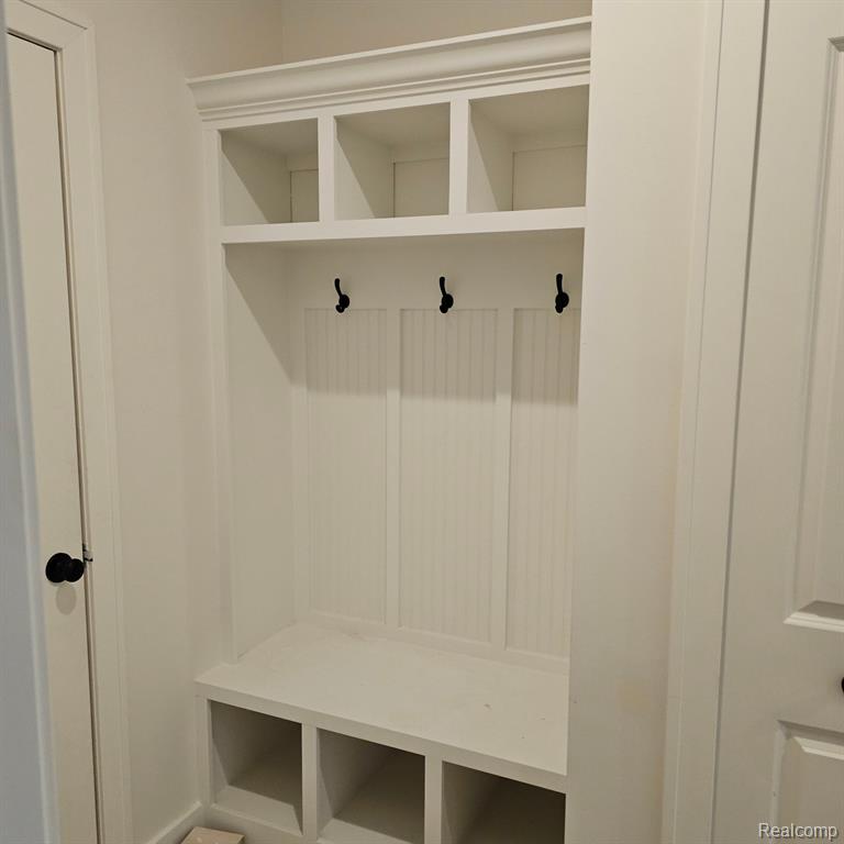 50009 MUSTANG Drive, Macomb, MI 48042 — Photo 10