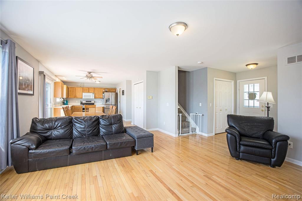 401 Deer Path Trail, Waterford, MI 48327 — Photo 27