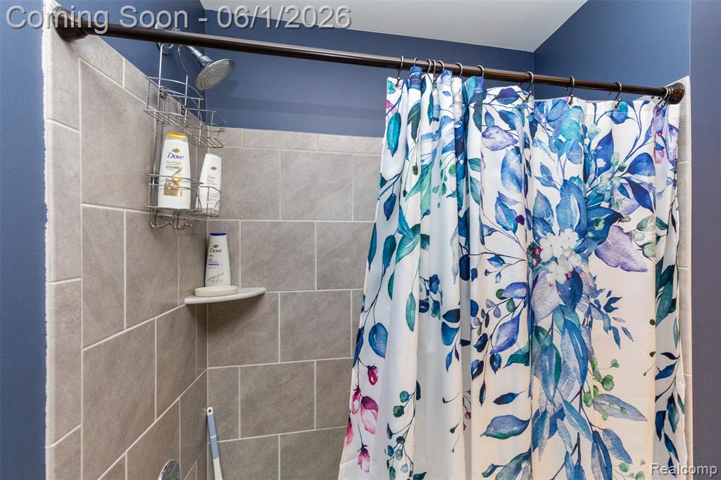 2589 Oxford Circle, Ann Arbor, MI 48103 — Photo 31