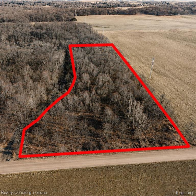 2681 Fisk Road, Howell, MI 48843 — Photo 2
