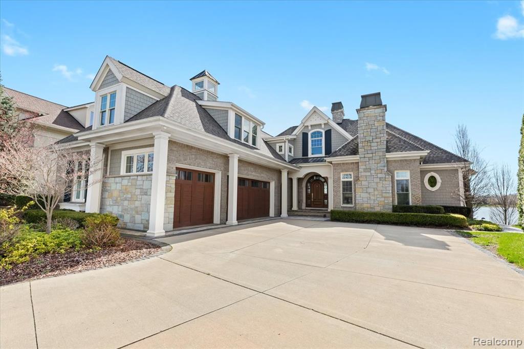 8403 BOULDER SHORES Drive, South Lyon, MI 48178 — Photo 4