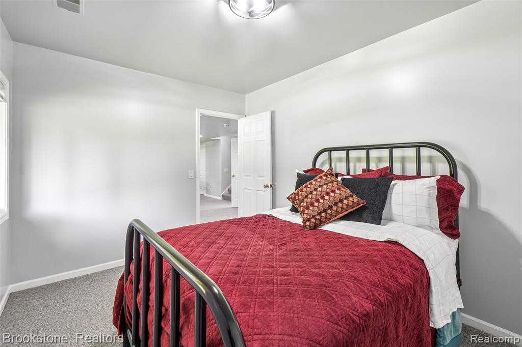 6423 Southampton Drive, Clarkston, MI — Photo 30