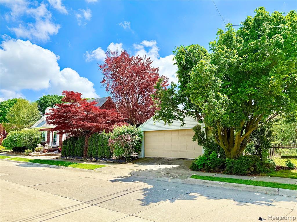 4775 ORCHARD Avenue, Dearborn, MI 48126 — Photo 4