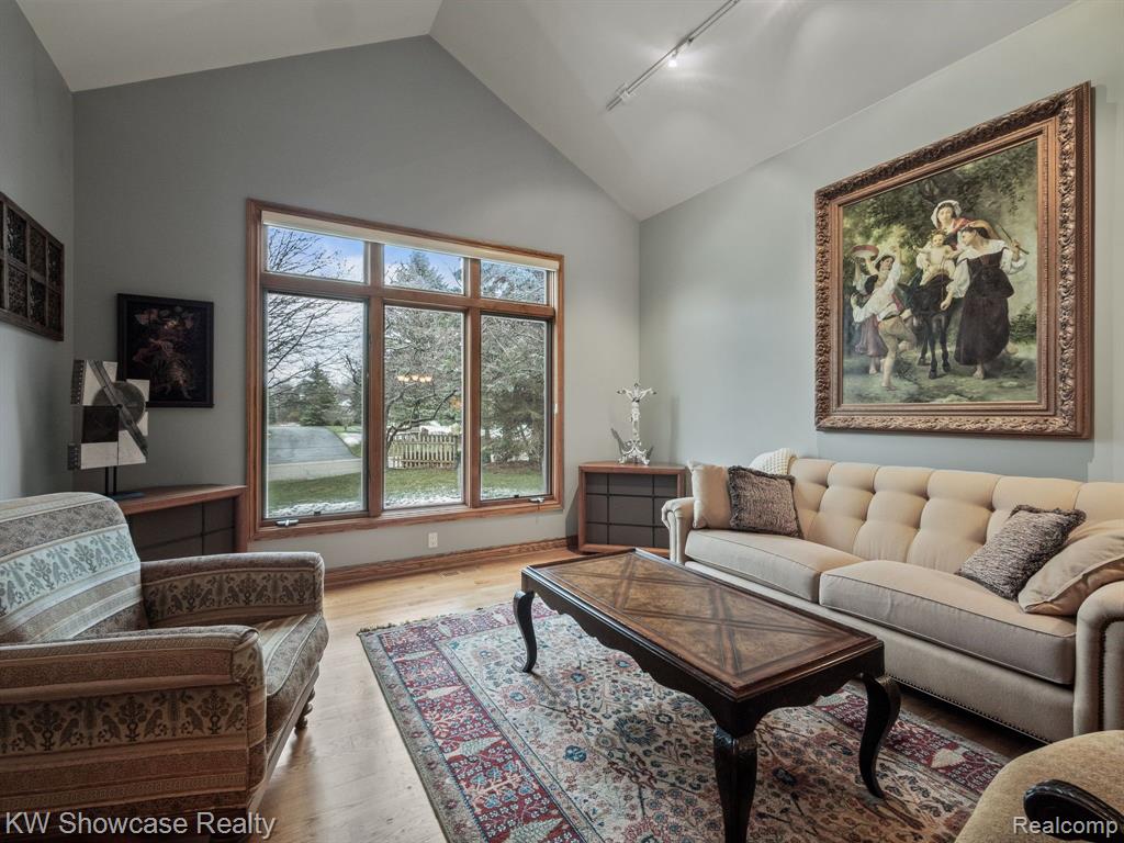 940 Dacea Court, White Lake, MI — Photo 10
