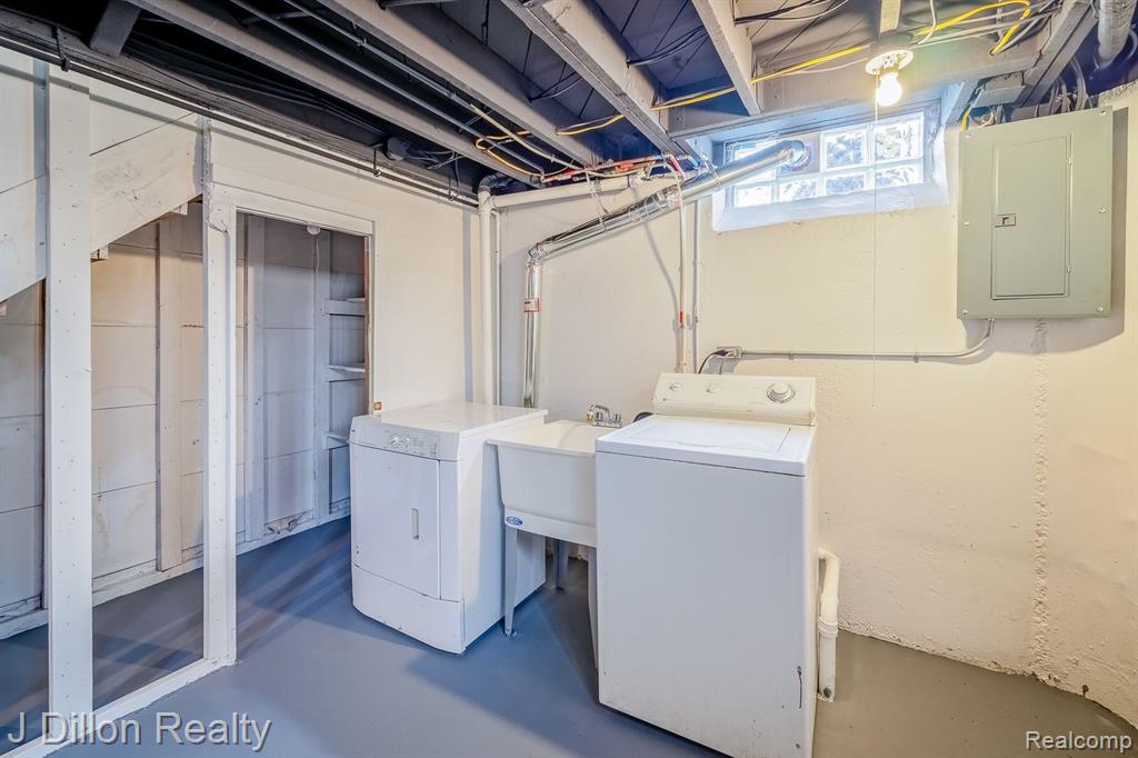 6639 SHARON Street, Garden City, MI — Photo 41