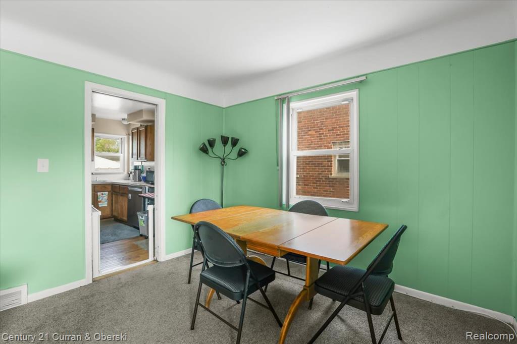6958 Whitby Street, Garden City, MI — Photo 7