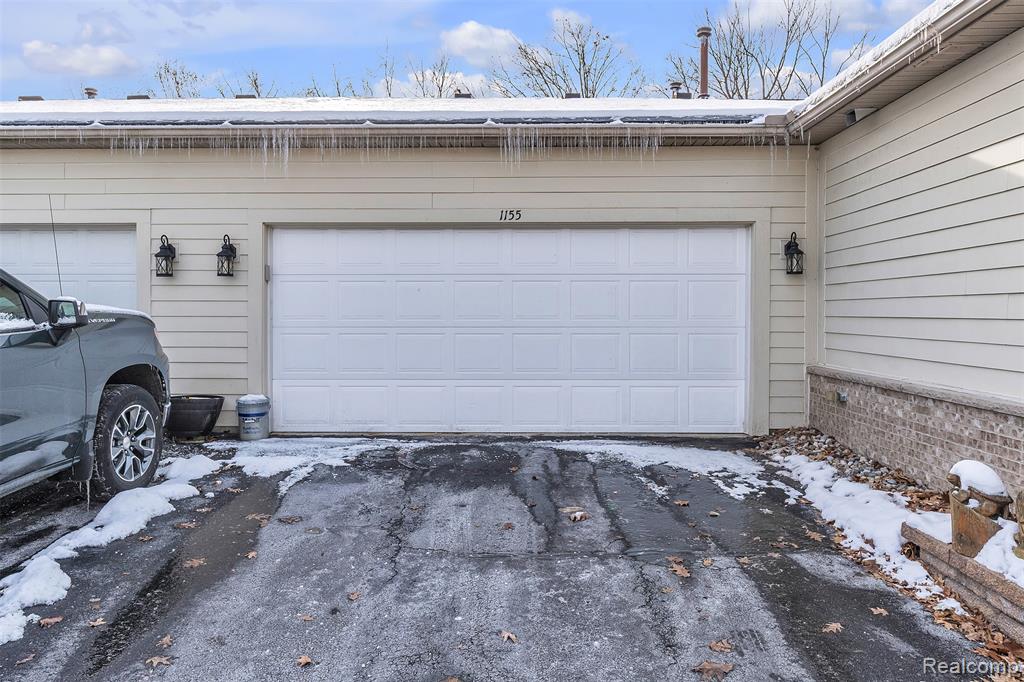1155 Abbey Court, Westland, MI — Photo 45