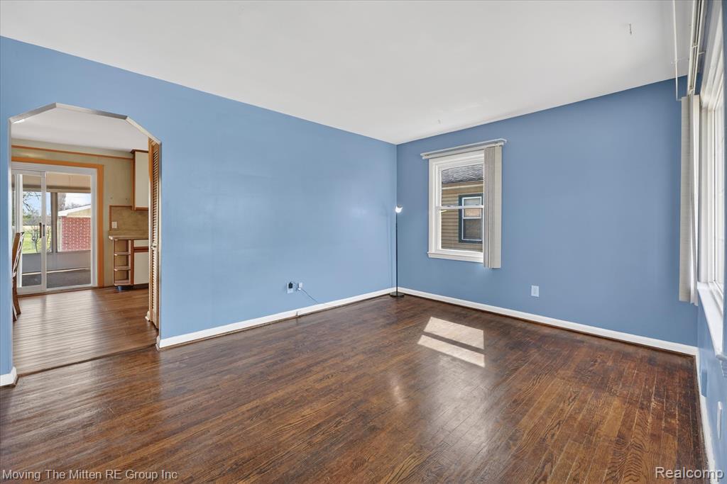 17049 Reno Street, Riverview, MI 48193 — Photo 6