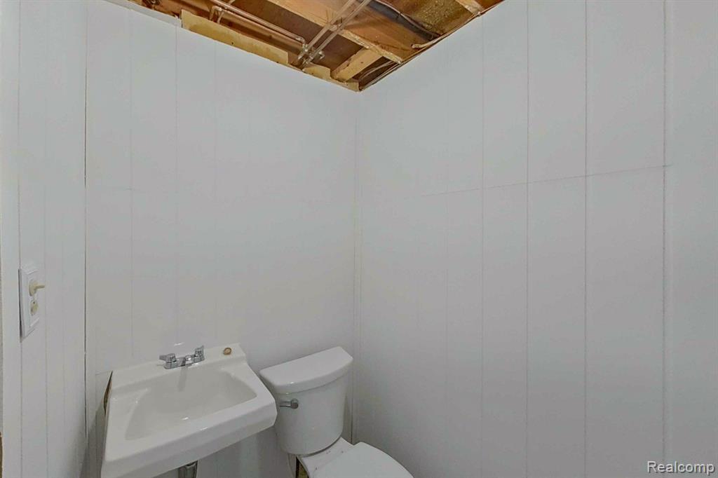 631 NORCHESTER Street, South Lyon, MI 48178 — Photo 26