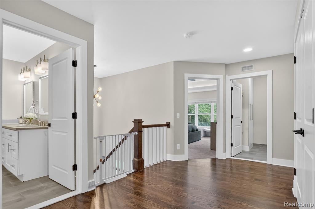 15844 Kirkshire Avenue, Beverly Hills, MI 48025 — Photo 19