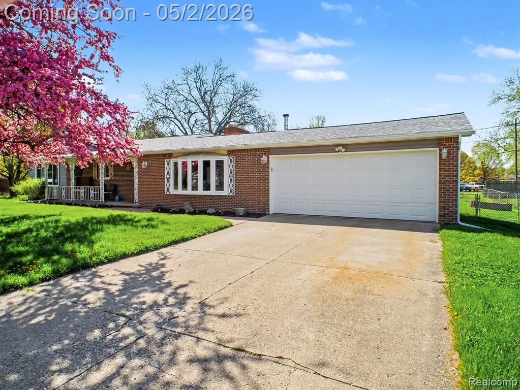 4488 Thorntree Drive, Burton, MI 48509 — Photo 2