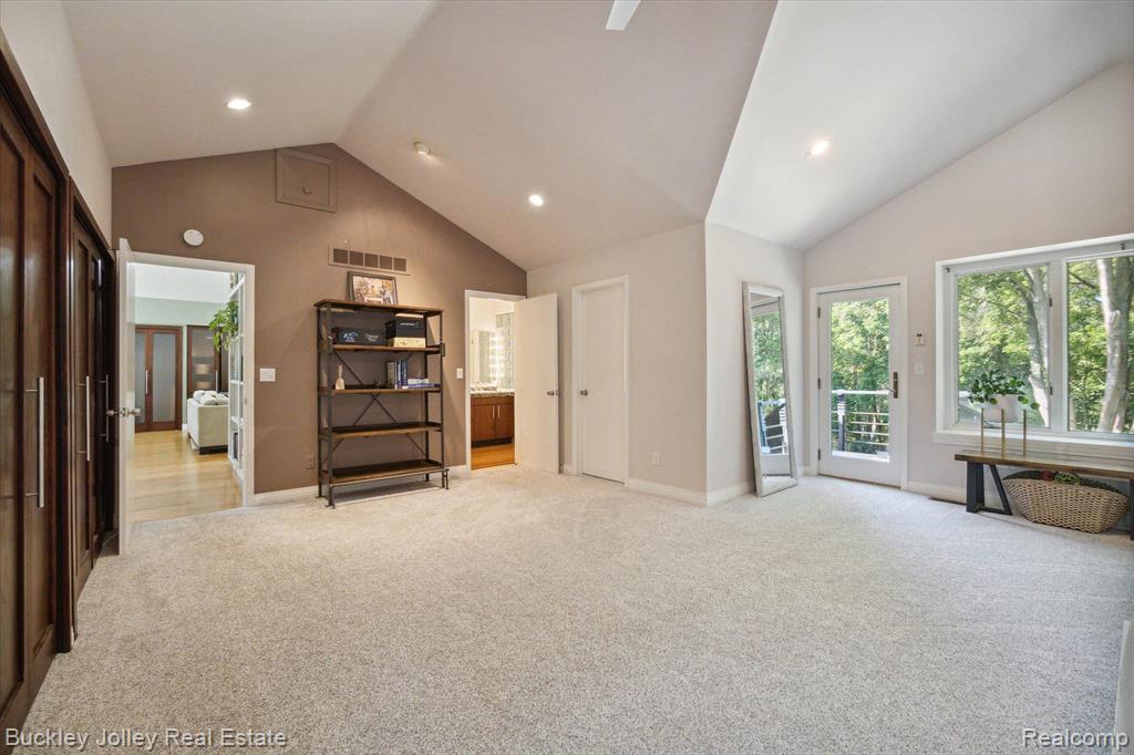 9319 FAUSSETT Road, Fenton, MI 48430 — Photo 13