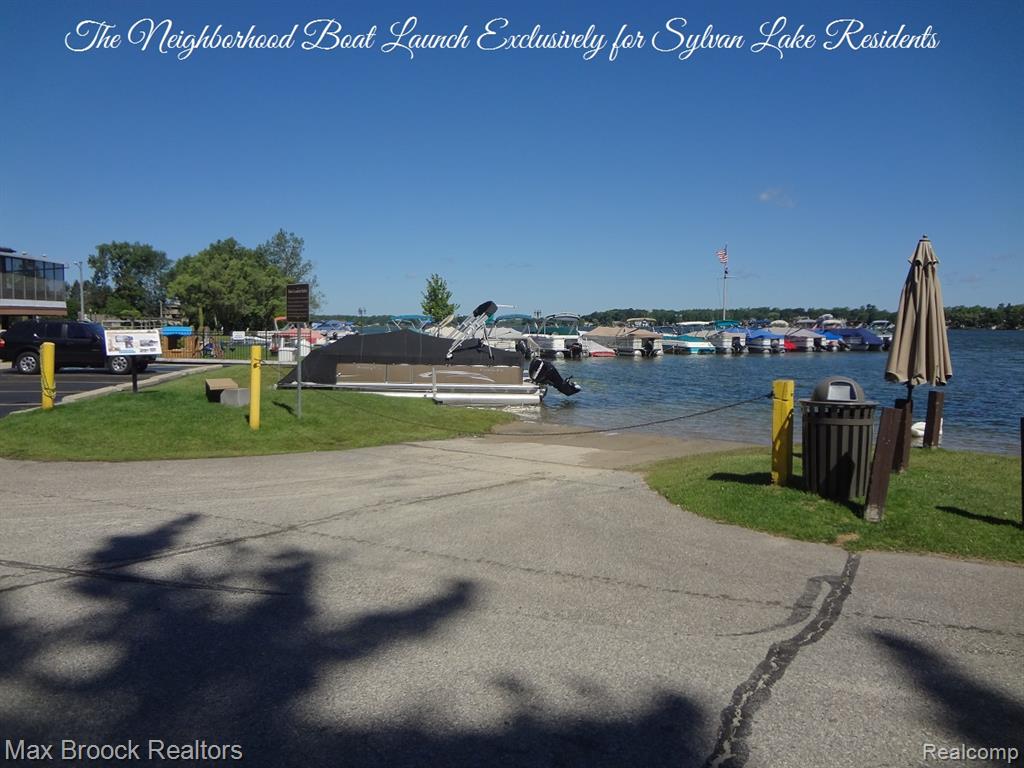 2419 Avondale Street W, Sylvan Lake, MI 48320 — Photo 33