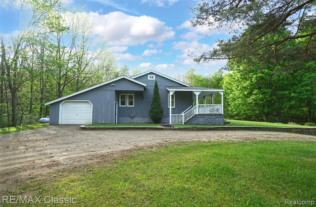 4611 Murray Road, Mayville Vlg, MI 48744 — Photo 17