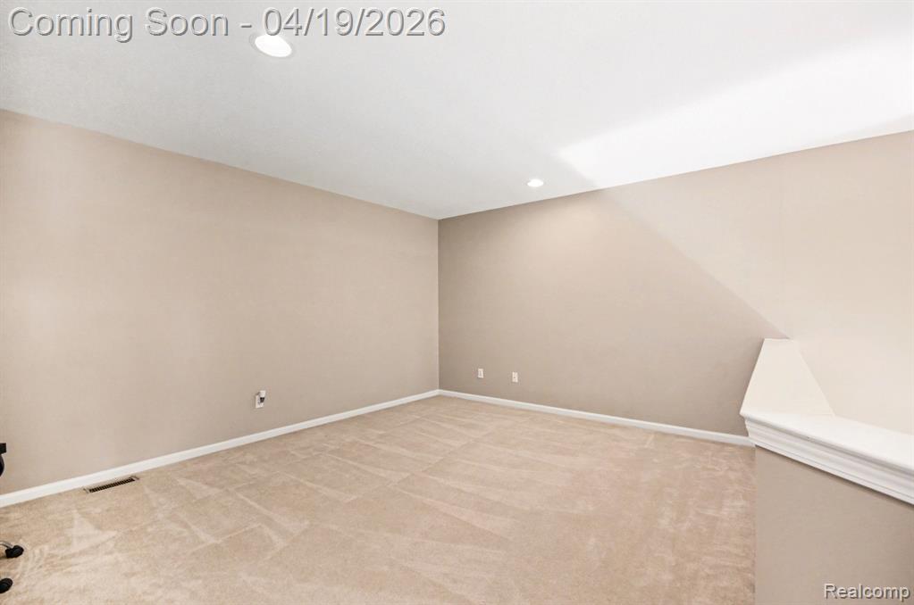 5519 Elmhurst Drive, Trenton, MI 48183 — Photo 10