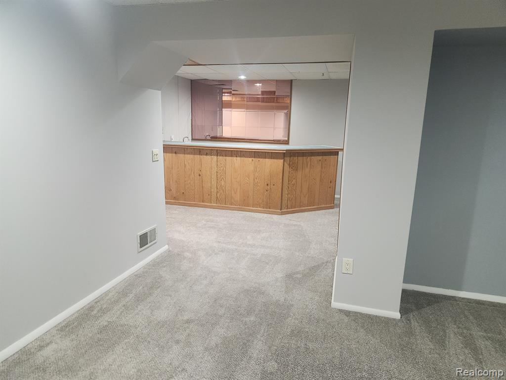 22200 PONDVIEW, Novi, MI — Photo 18