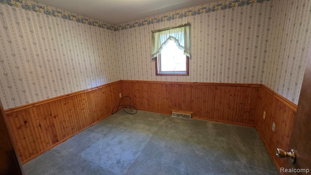 3854 Castle Road, North Branch, MI 48461 — Photo 12