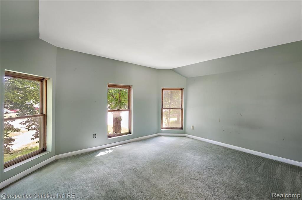 157 E Elmwood, Leonard, MI 48367 — Photo 69