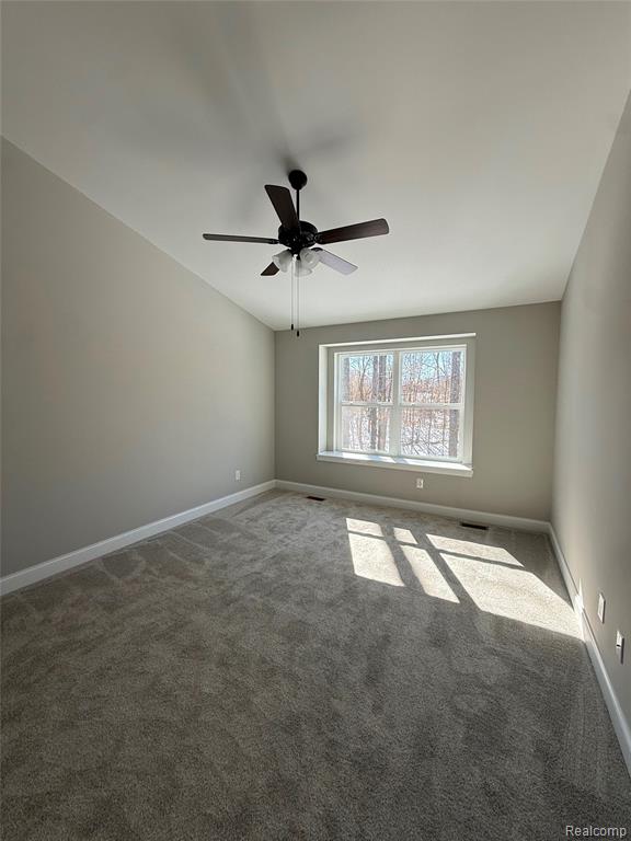 1085 Camellia Circle, 32, Howell, MI 48843 — Photo 11