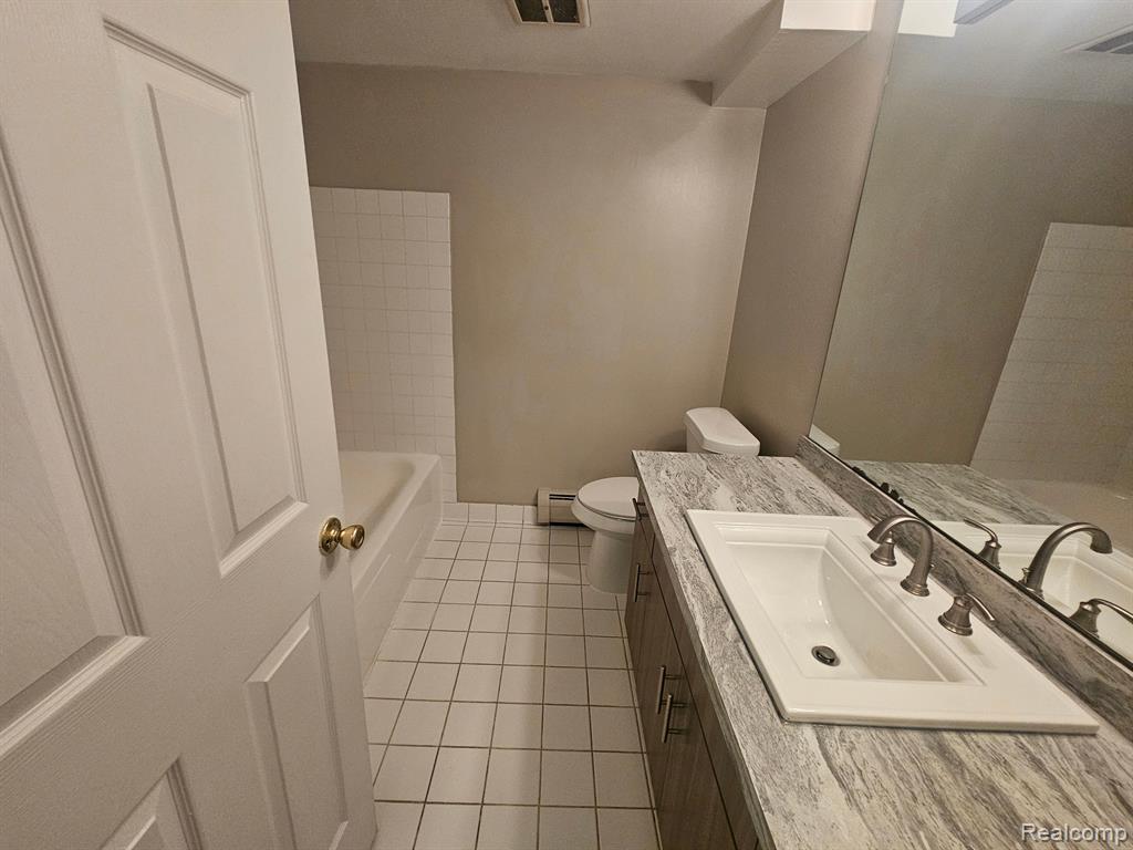 7394 CENTRAL Street, 2, Westland, MI — Photo 9