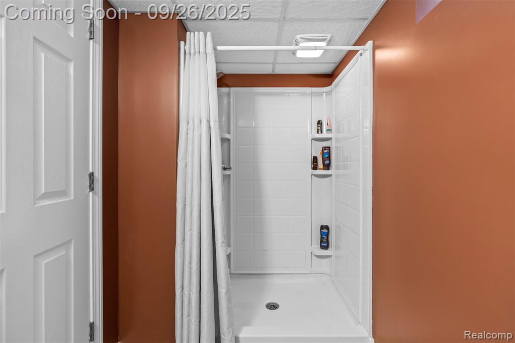 512 Marlin Avenue, Royal Oak, MI 48067 — Photo 25