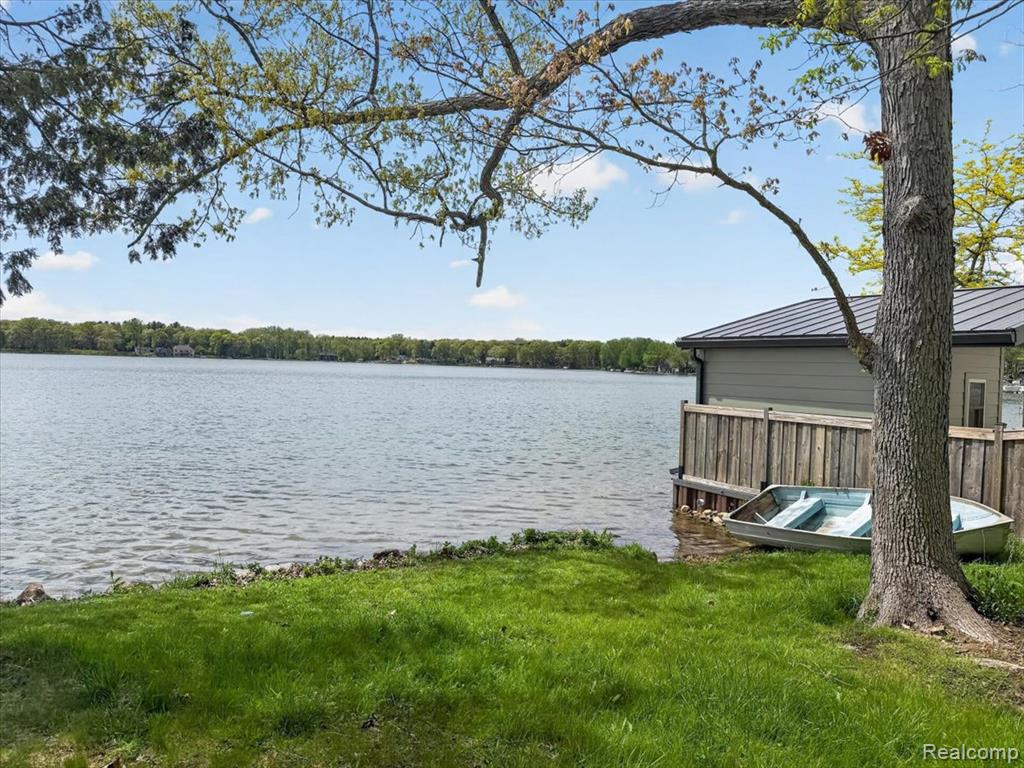 2086 Miles Road, Lapeer, MI 48446 — Photo 60