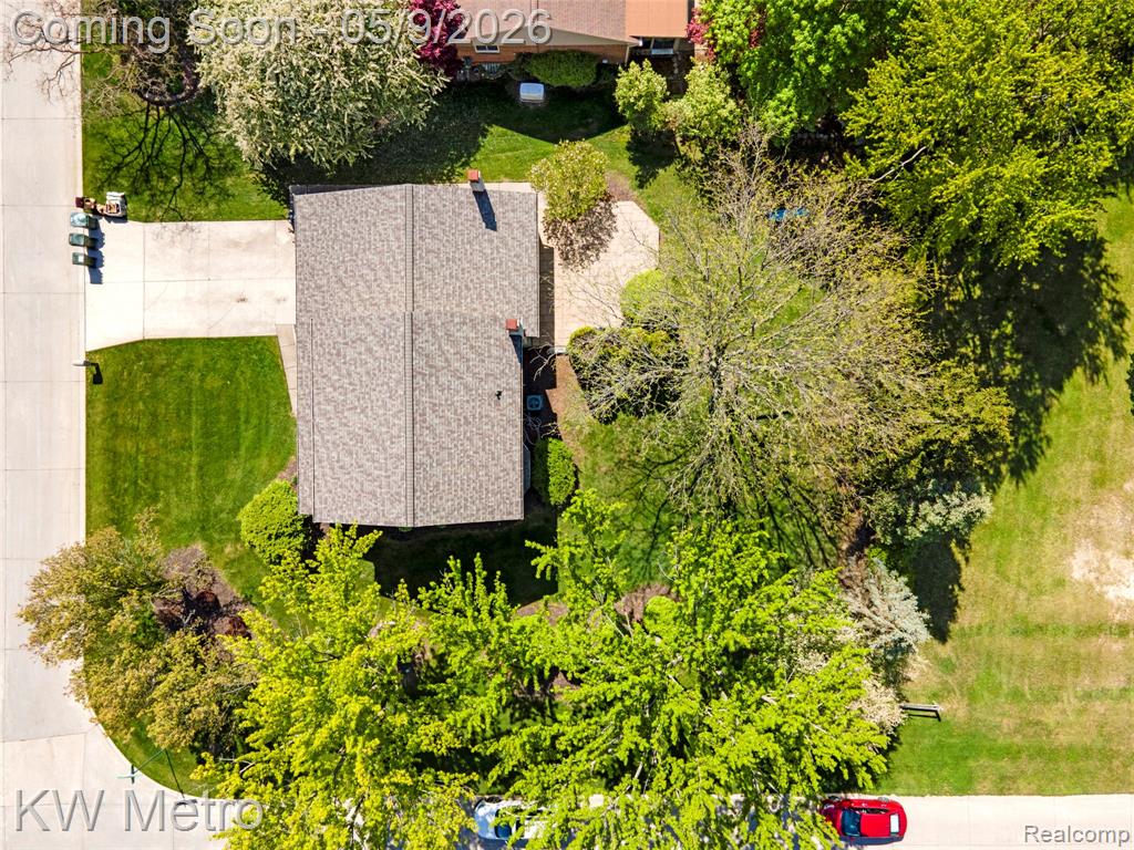 477 Coldiron Drive, Rochester Hills, MI 48307 — Photo 45