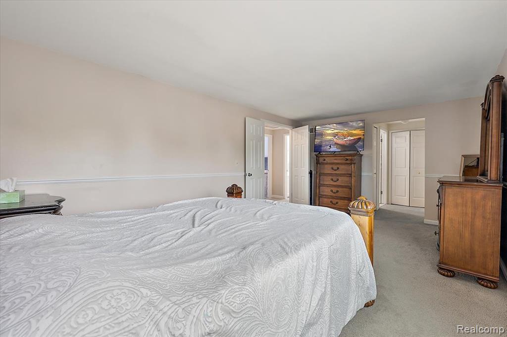 39573 Schroeder Drive, Clinton Twp, MI 48038 — Photo 31