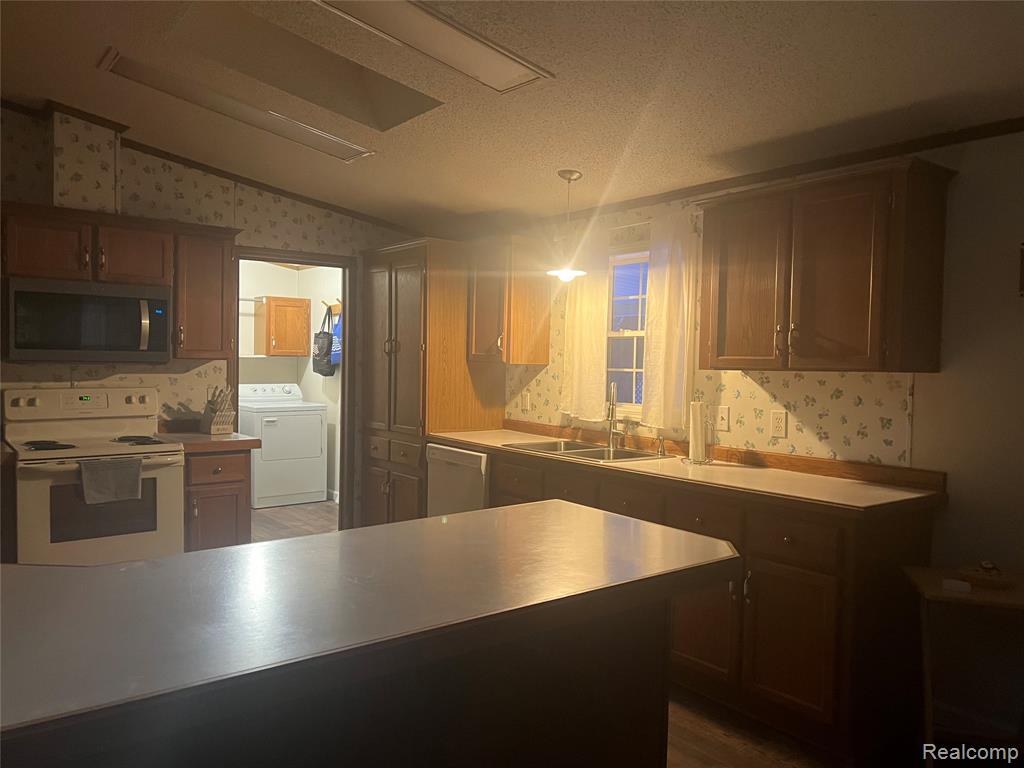 222 Chestnut Street NE, Kalkaska, MI 49646 — Photo 11