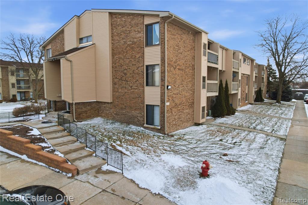 30475 W 14 Mile Road, 77, Farmington Hills, MI 48334 — Photo 31