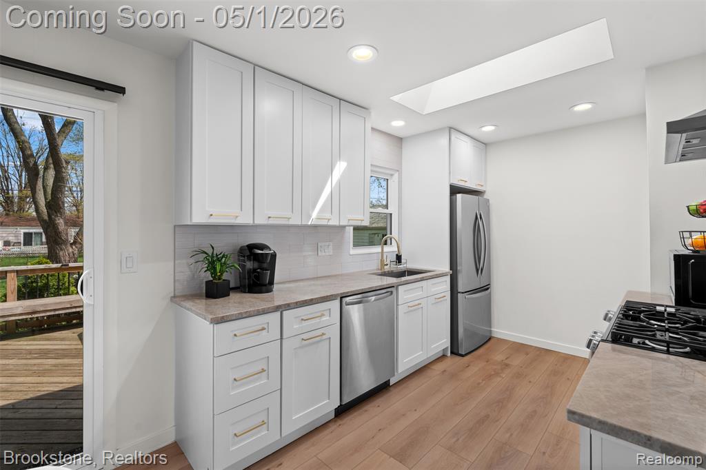 4422 THORNCROFT Avenue, Royal Oak, MI 48073 — Photo 11